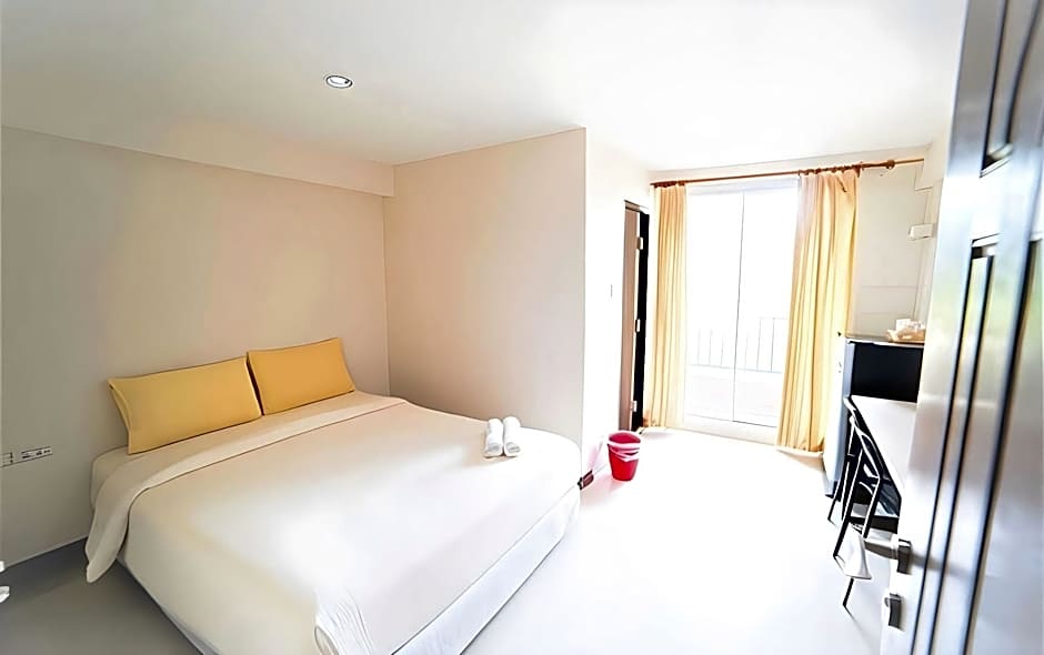 Sea Land View Apartment @ Sriracha