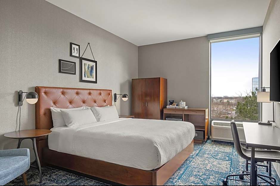 Four Points by Sheraton Chicago Westchester/Oak Brook