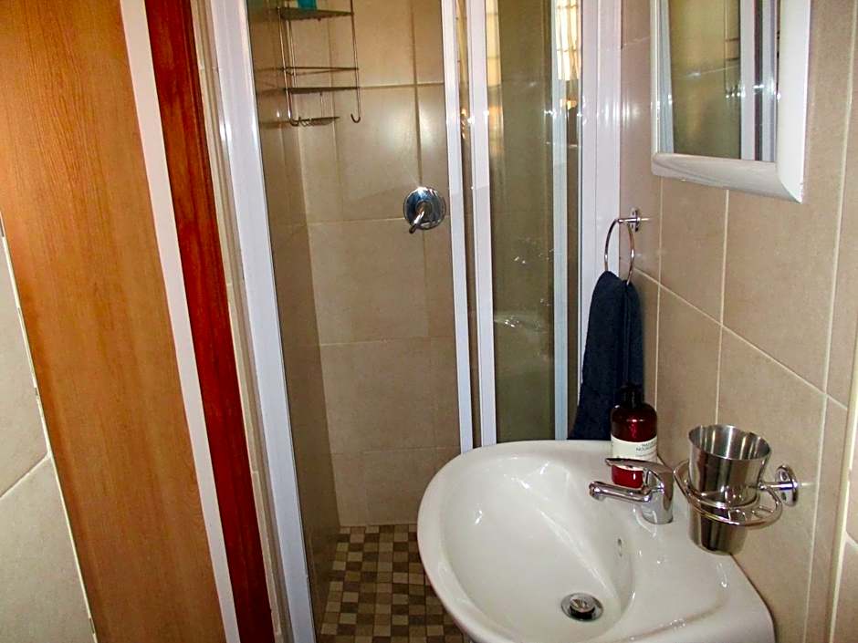 White Rose Guest House