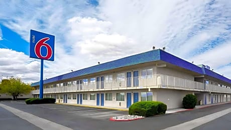 Motel 6-Holbrook, AZ
