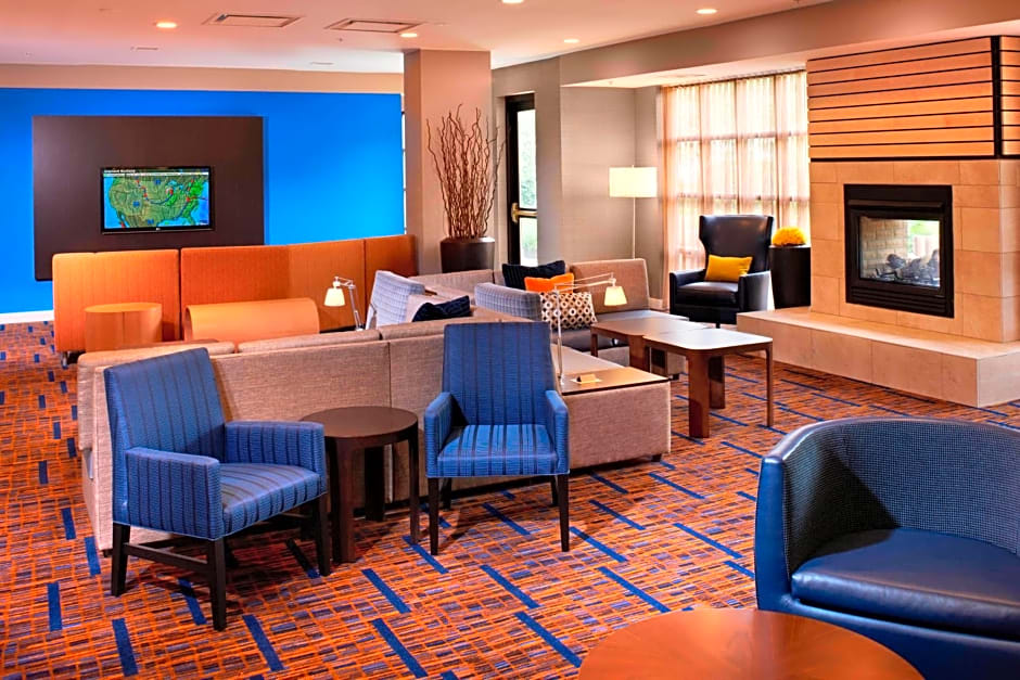 Courtyard by Marriott Cincinnati Covington