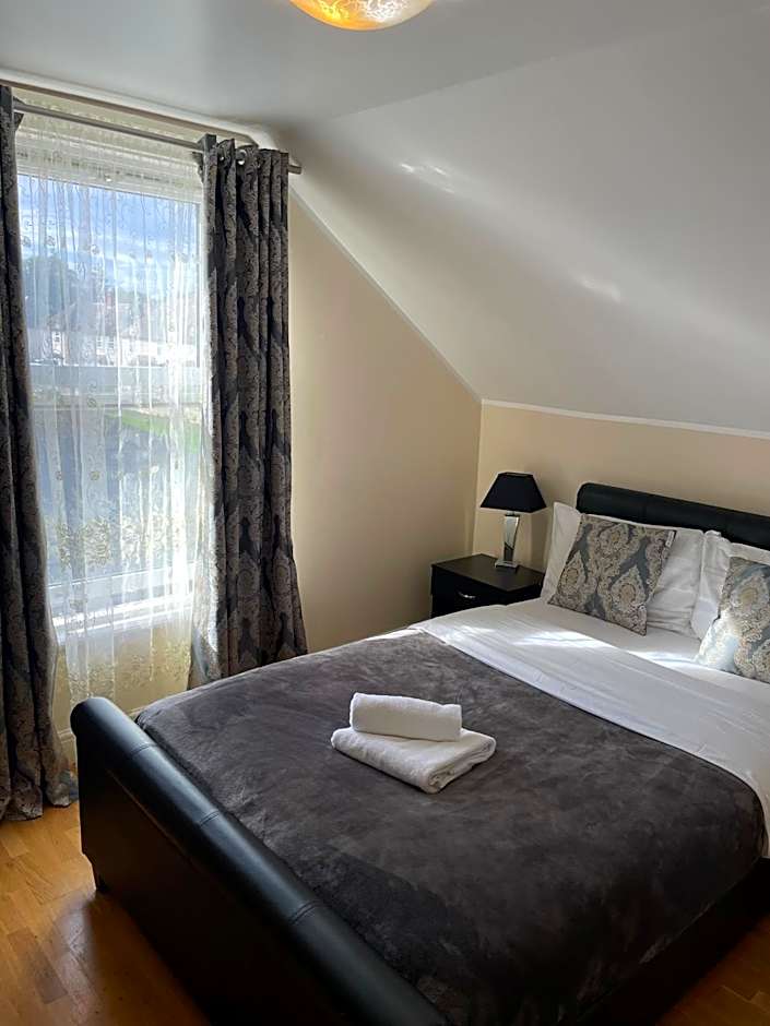 The White Lodge Hotel