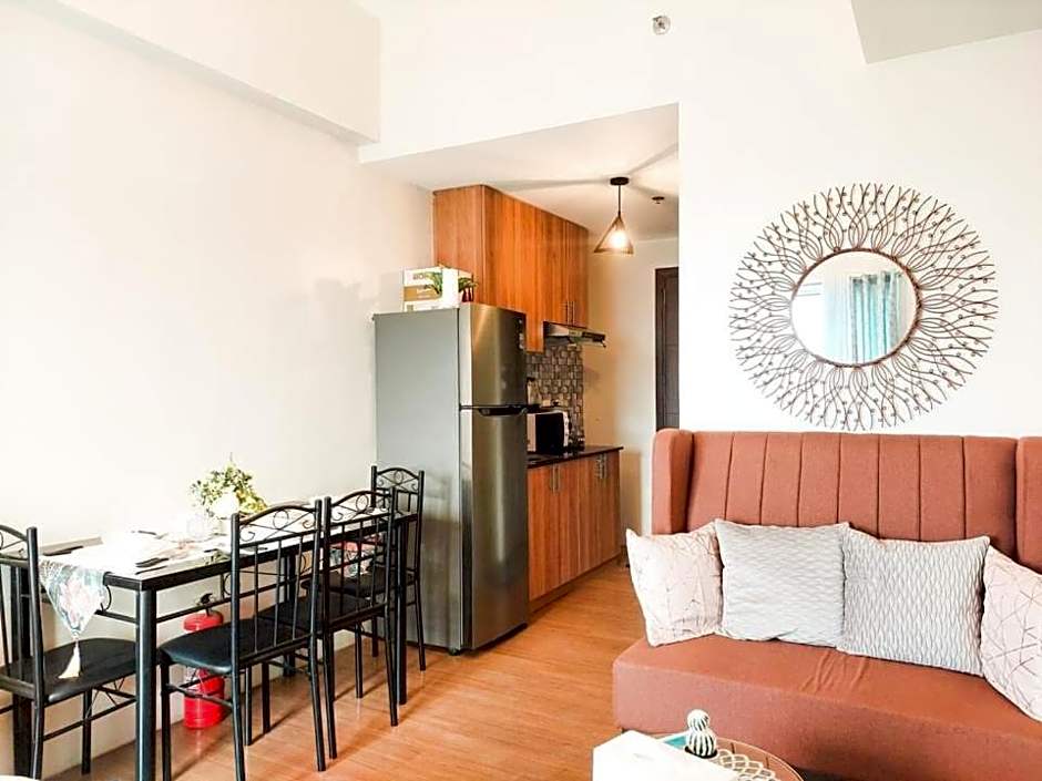 Serenity Stay Condo at 19th floor The Loop Tower Limketkai Center Lucky 19