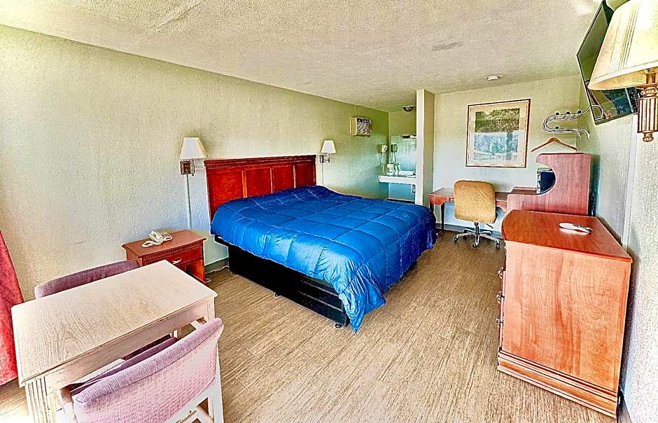 Volunteer Inn at Church Hill