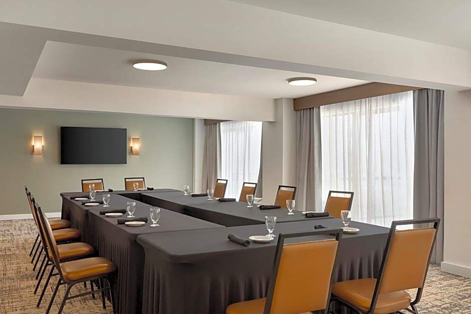 Holiday Inn Virginia Beach - Norfolk By IHG