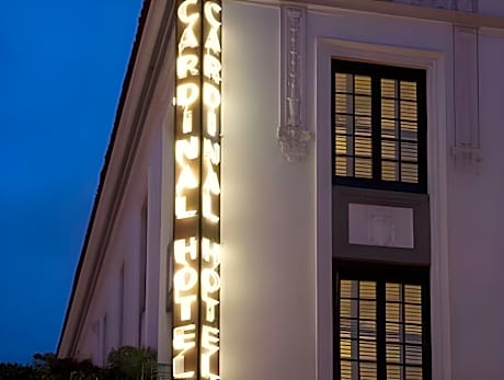 Cardinal Hotel