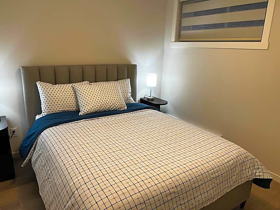 The Haven - cozy 1 bedroom suite in Seton SE Calgary