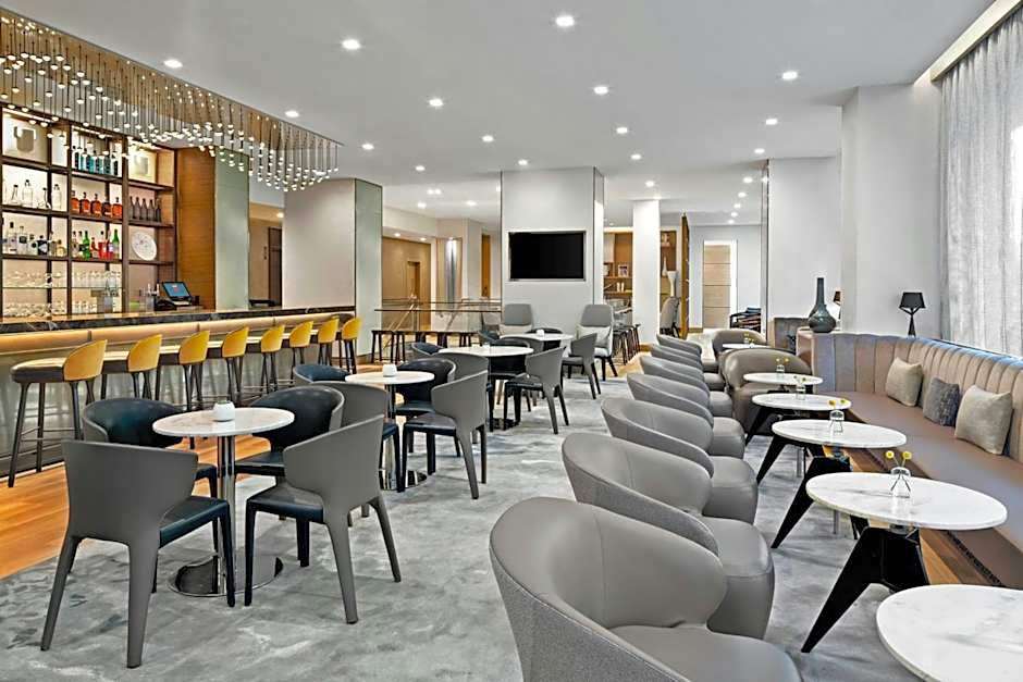 AC Hotel by Marriott Saratoga Springs