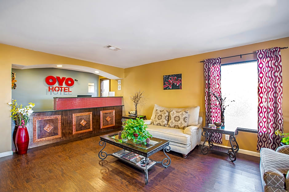 OYO Hotel Brookhaven MS - I-55