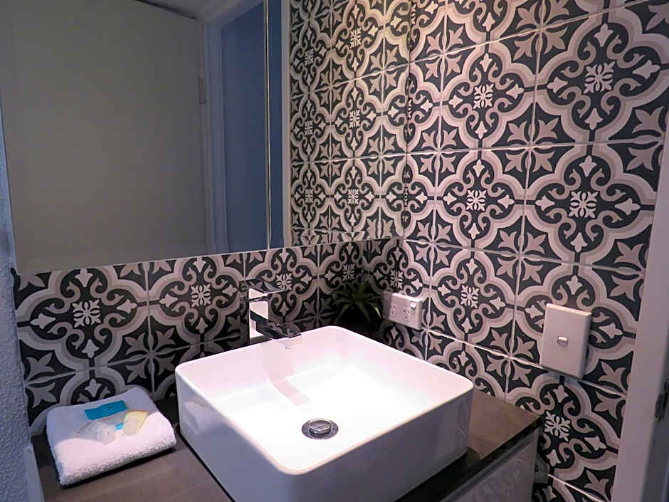 Mylos Holiday Apartments