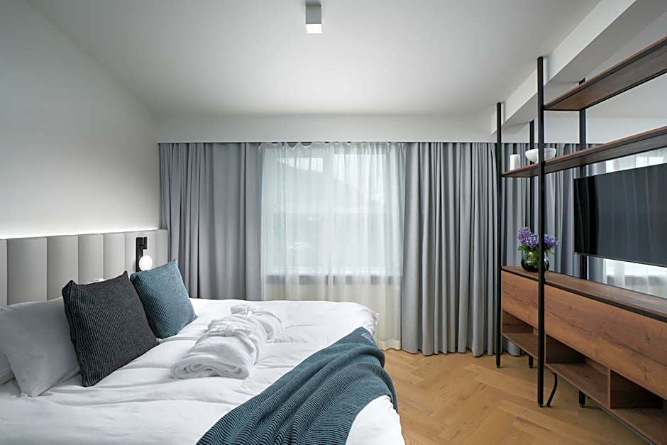 Photo 1 of 18 of Suite