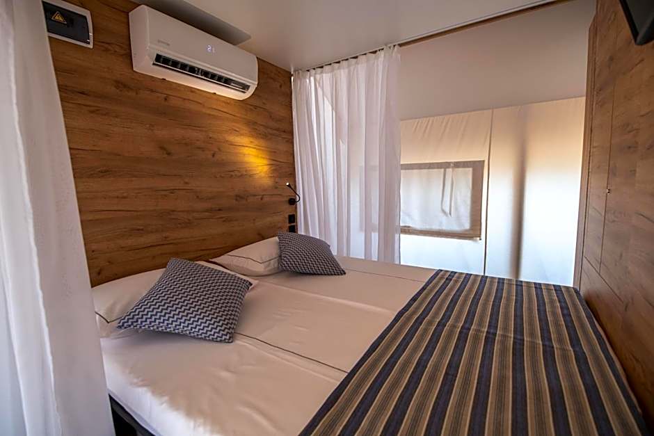 Arena One 99 Glamping