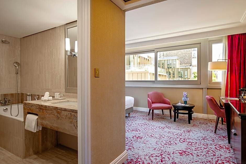 Warwick Paris (Former Warwick Champs-Elysees)