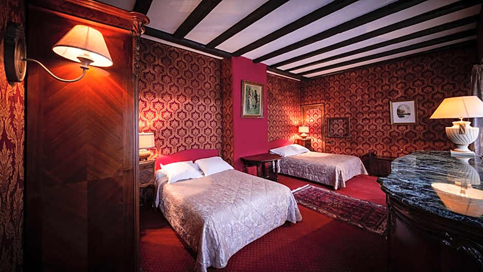 Hotel des Deux Clefs