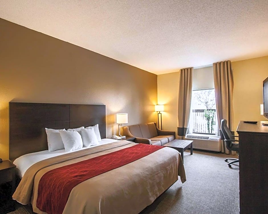 Quality Inn Hayti North