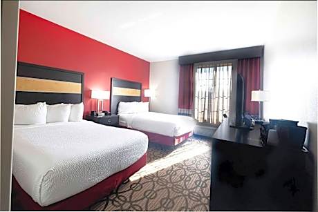 Queen Room with Two Queen Beds - Mobility Access
