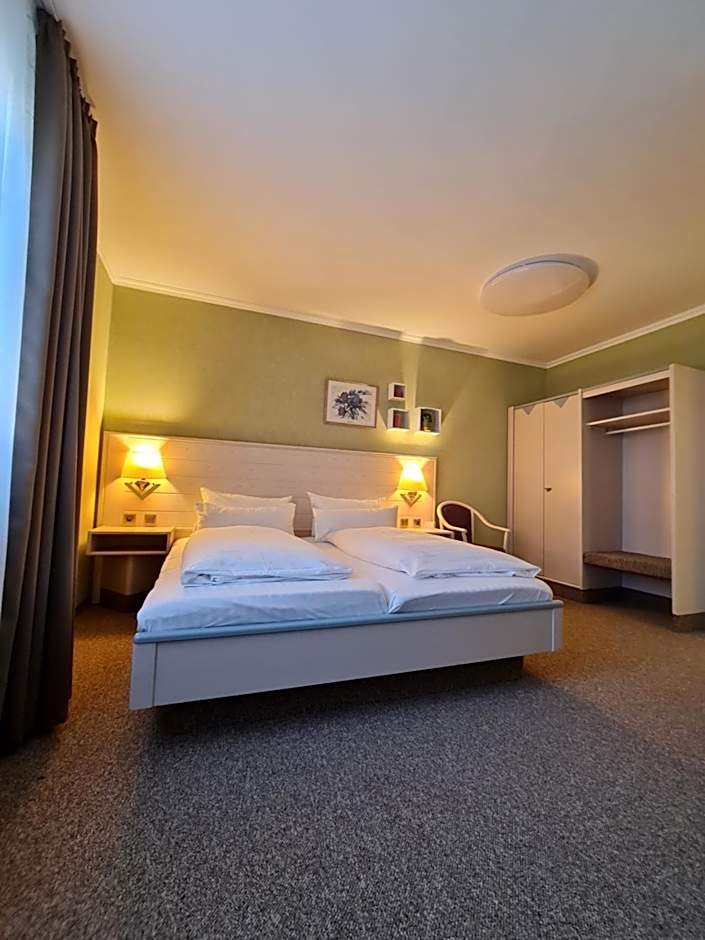 Photo 1 of 35 of Double Room