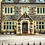 Stonecross Manor Hotel