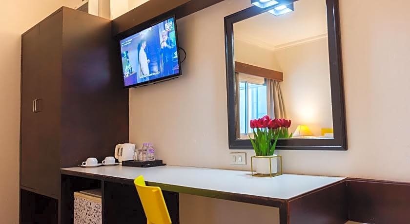 Mayflower Grand Hotel Korat