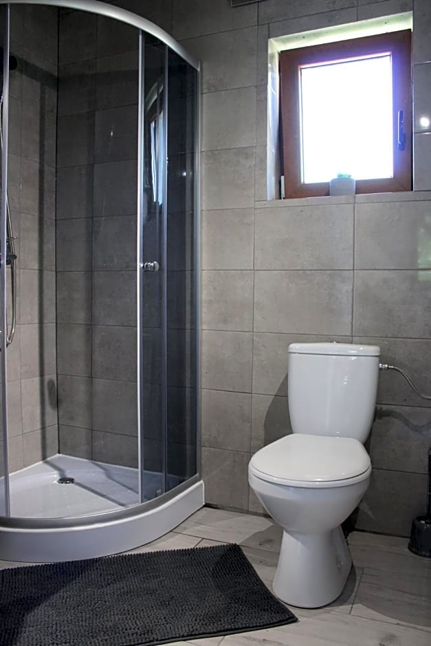 Domek letniskowy 8-osobowy nad jeziorem Wilczyńskim