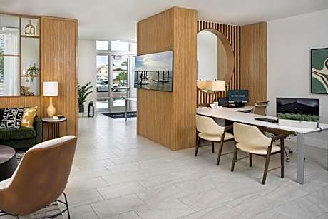 Mint House St. Petersburg - Downtown - Guest Reservations