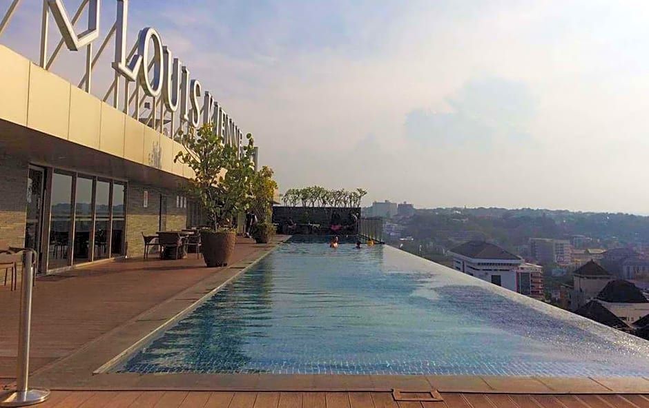 Louis Kienne Hotel Simpang Lima