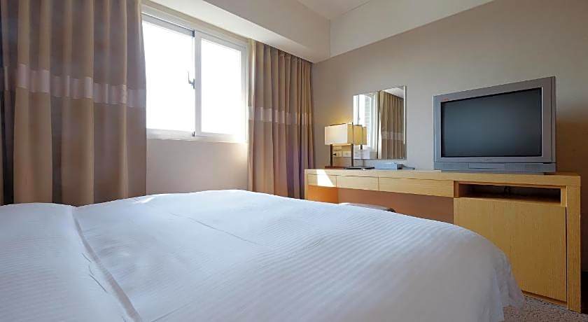 City Suites Gateway Hotel