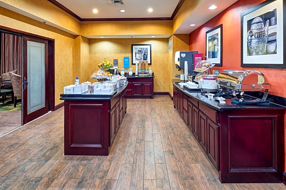 Hampton Inn & Suites Austin South Buda