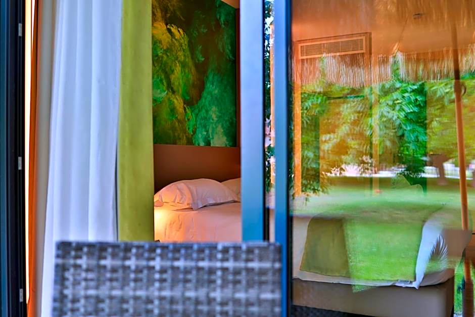 Logis Hôtel & Spa Déjeunez Sous L'Arbre