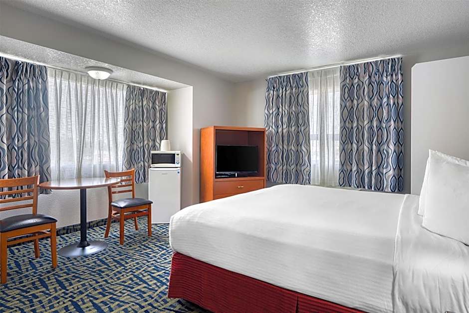 SureStay Plus Hotel by Best Western Lethbridge