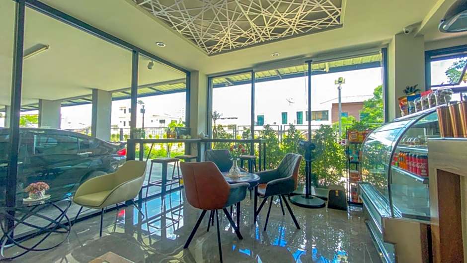 Plearnwan Deluxe Mansion