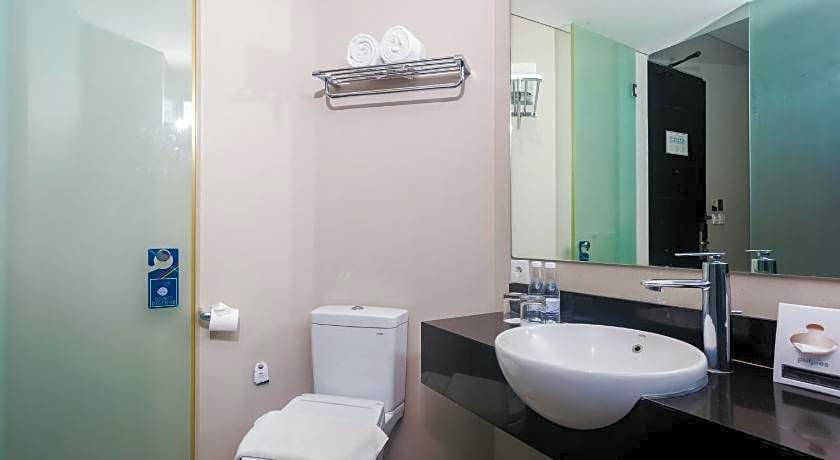 Loft Legian Hotel