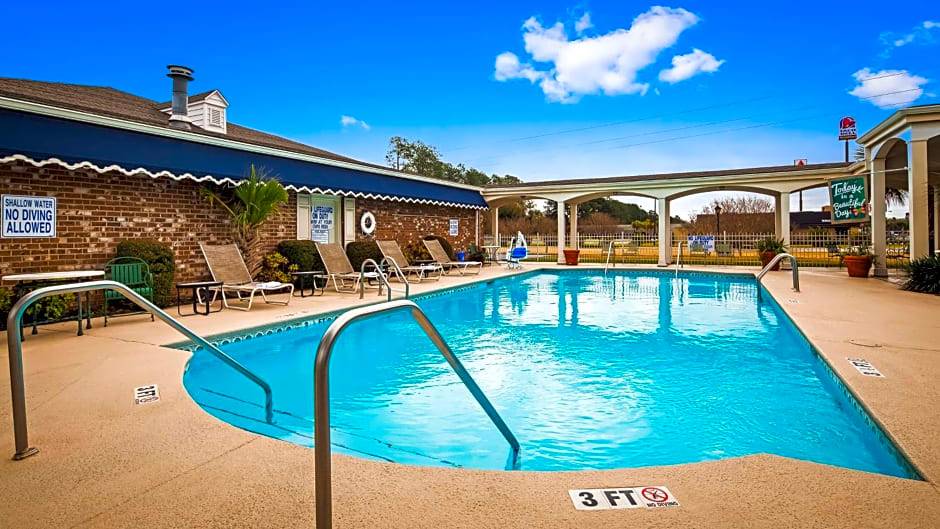 Best Western PLUS Santee Inn