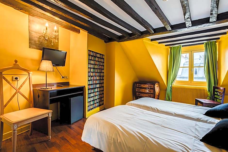 Absolute Hotel Paris République