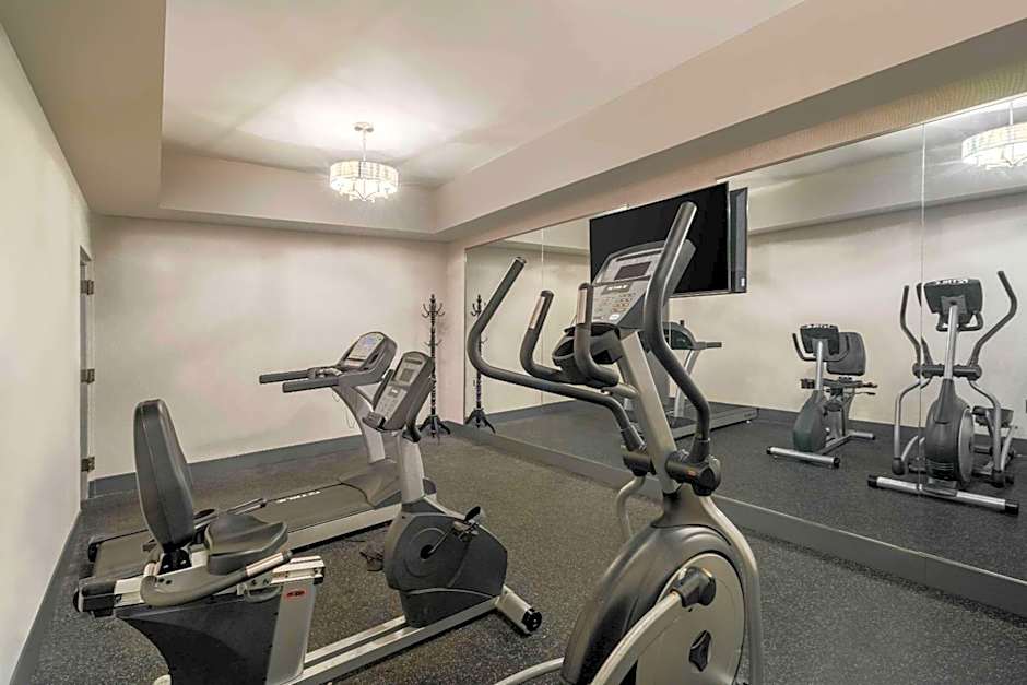 Baymont by Wyndham Franklin