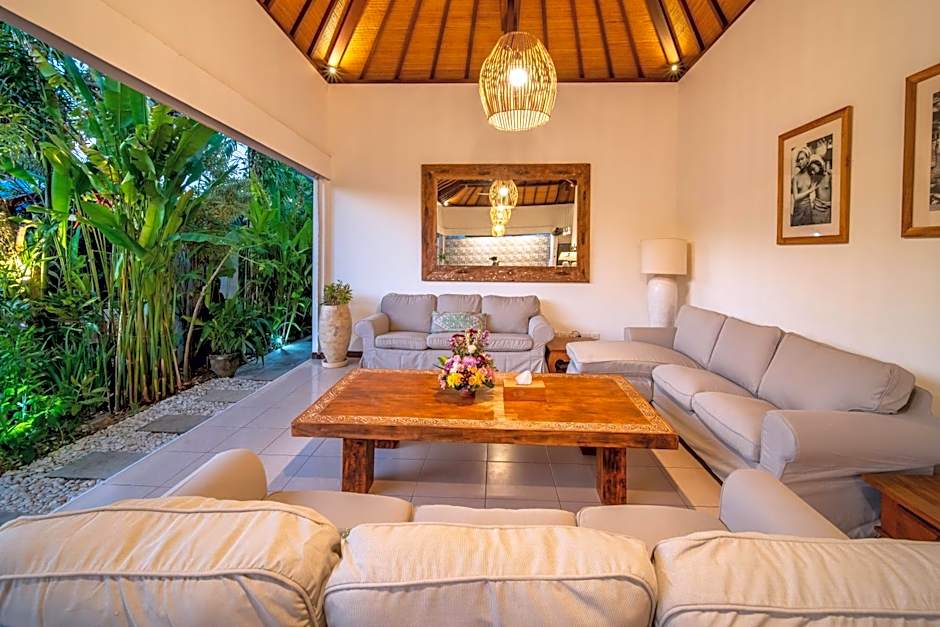 Elsies Villa - With Cook, Butler, Private Gym and Pool Table