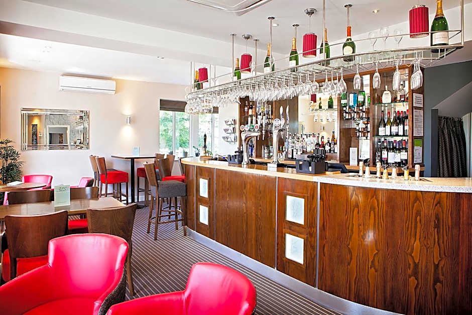 315 Bar & Restaurant