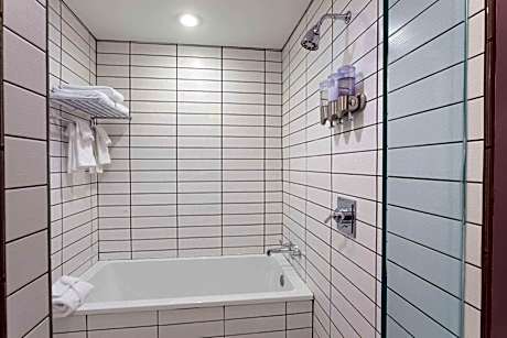 Superior Suite with King Bed - Non Smoking