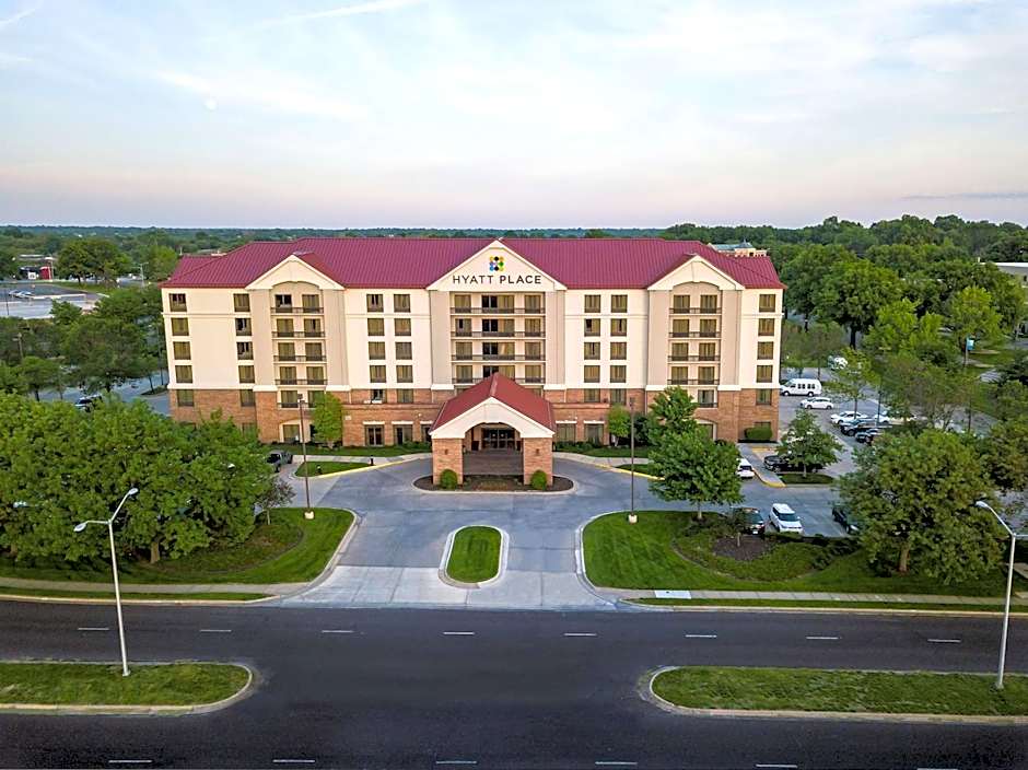 Hyatt Place Overland Park Convention Center