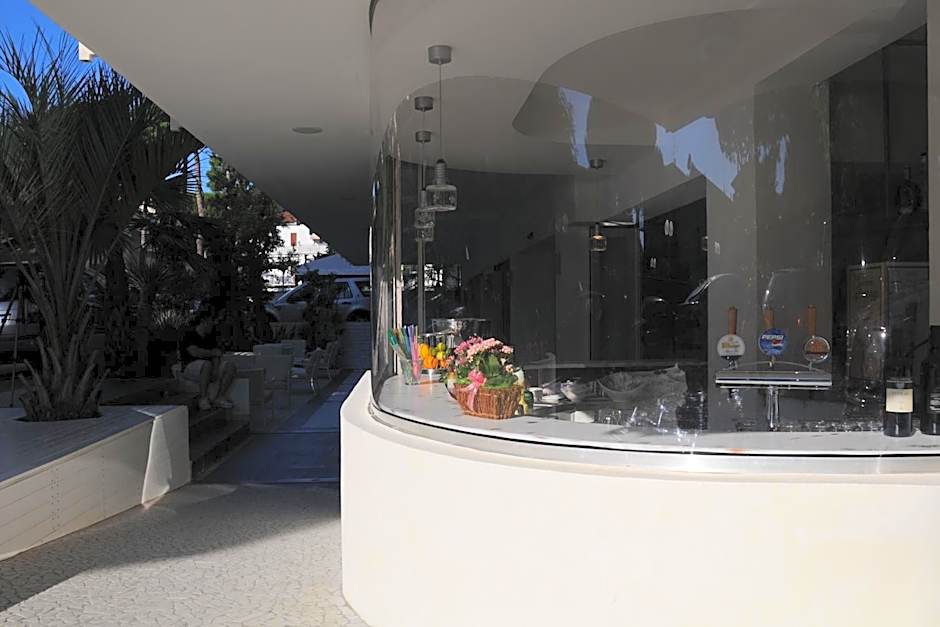 Hotel Caribia Pinarella
