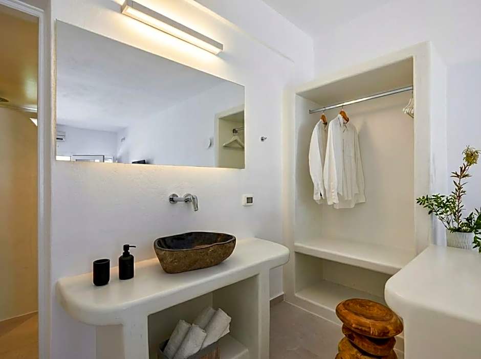 Anchor Suites