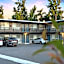 Thunderbird Lodge