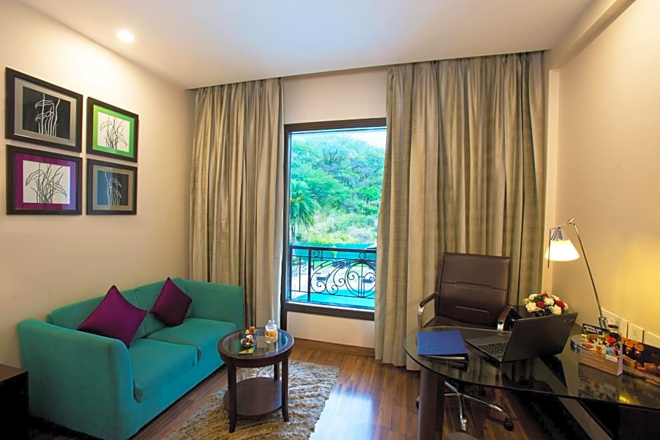 Golden Tulip Chandigarh - Panchkula