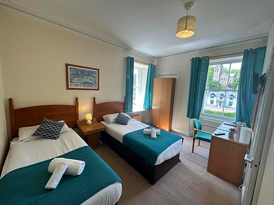 Mackay's Spa Lodge Hotel