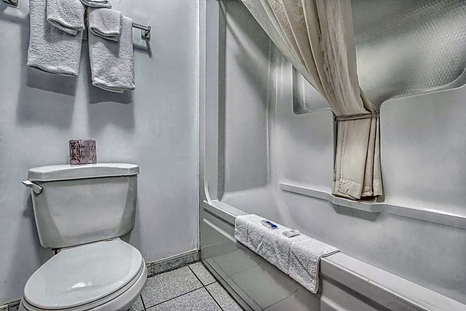 Motel 6-Windsor, ON