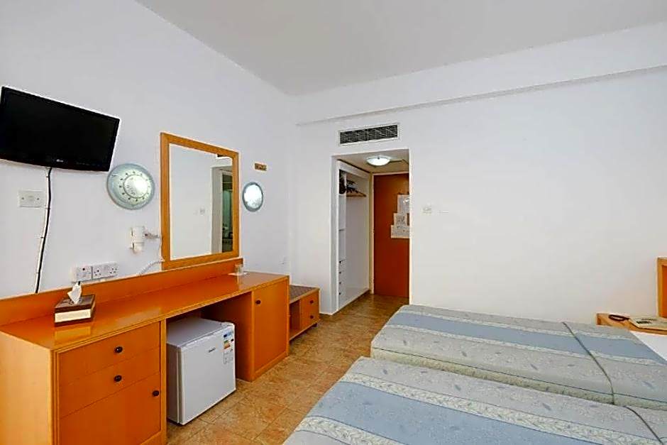 Flamingo Beach Hotel