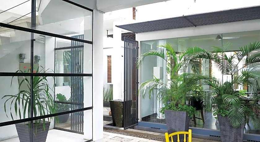 Chic Quarter Residence