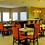 Holiday Inn Express Hotel Kansas City - Bonner Springs