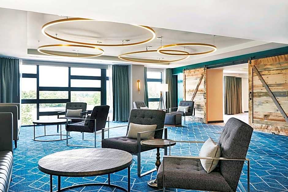 The Draftsman, Autograph Collection by Marriott