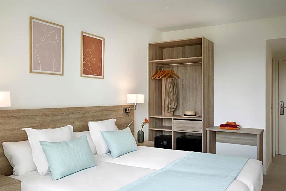 Aparthotel Marina Drach